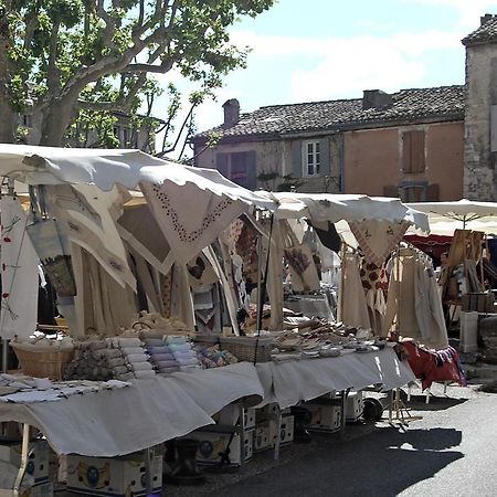 Cypres Du Paradis A Gordes Kültér fotó