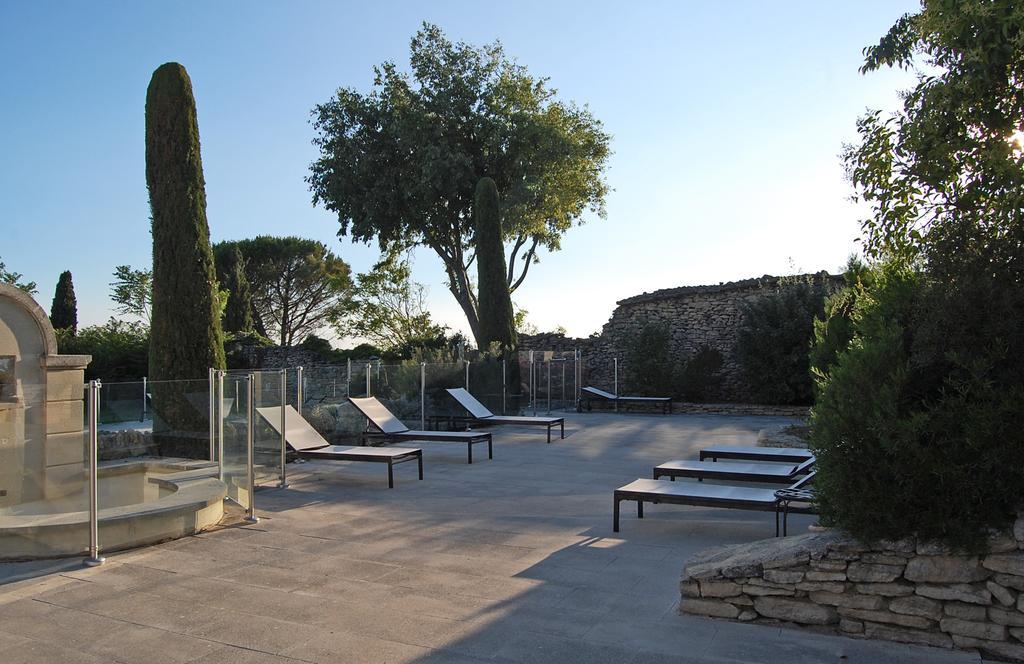 Cypres Du Paradis A Gordes Kültér fotó